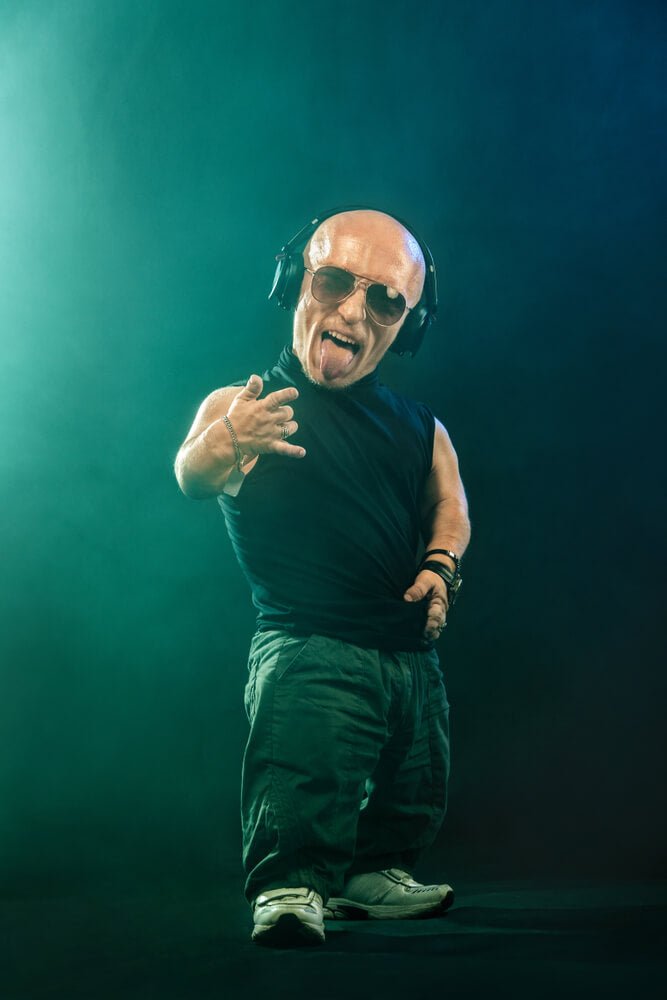 CHUCK VINCI - AMERICA'S LAST GREAT MALE ONLY LIFTER WAS A NEAR-MIDGET BODYBUILDER - Chaos and Pain