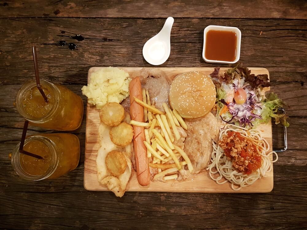 HUGH CASSIDY: HOW TO EAT YOUR WAY THROUGH STICKING POINTS - Chaos and Pain